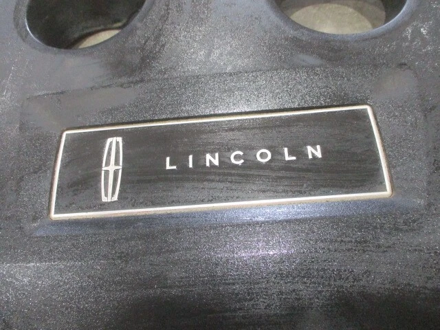 Cubierta del motor Lincoln MKZ 2013-2019 2,0 L 110 k OEM LKQ Foto 2 de 4