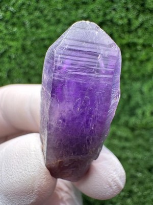 DEEP PURPLE AMETHYST from Tutu Cliffs, Nigeria! real color!! / A931