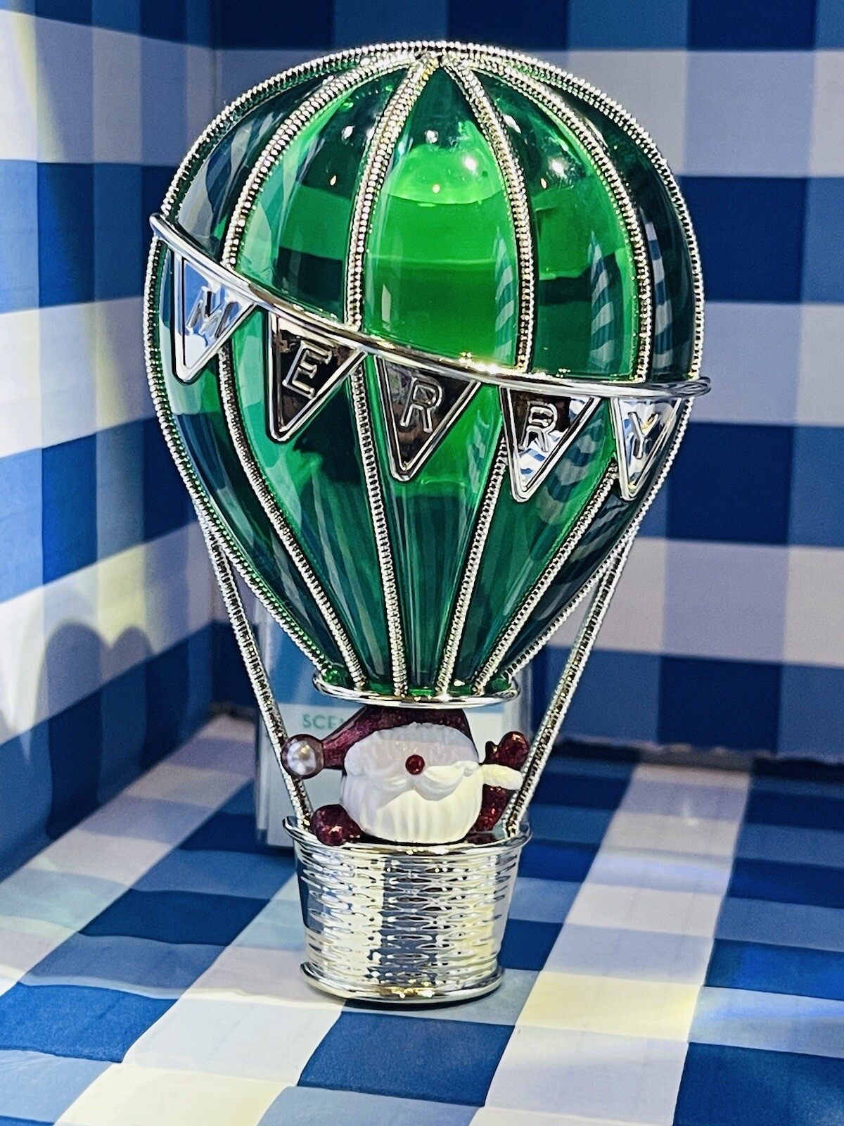 Bath & Body Works Christmas Santa Hot Air Balloon Wallflower Nightlight Plug-In-image