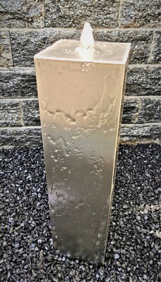 Säulenbrunnen 80 / 20 cm eckig Edelstahl matt gebürstet incl. LED Gartenbrunnen