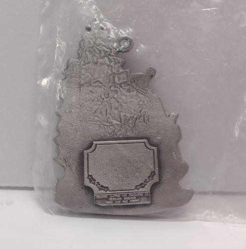 NEW Creative Casting & Engraving Pewter Christmas Ornament, Santa / Presents - Picture 2 of 2