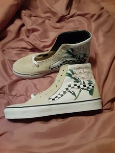 checkered flower vans