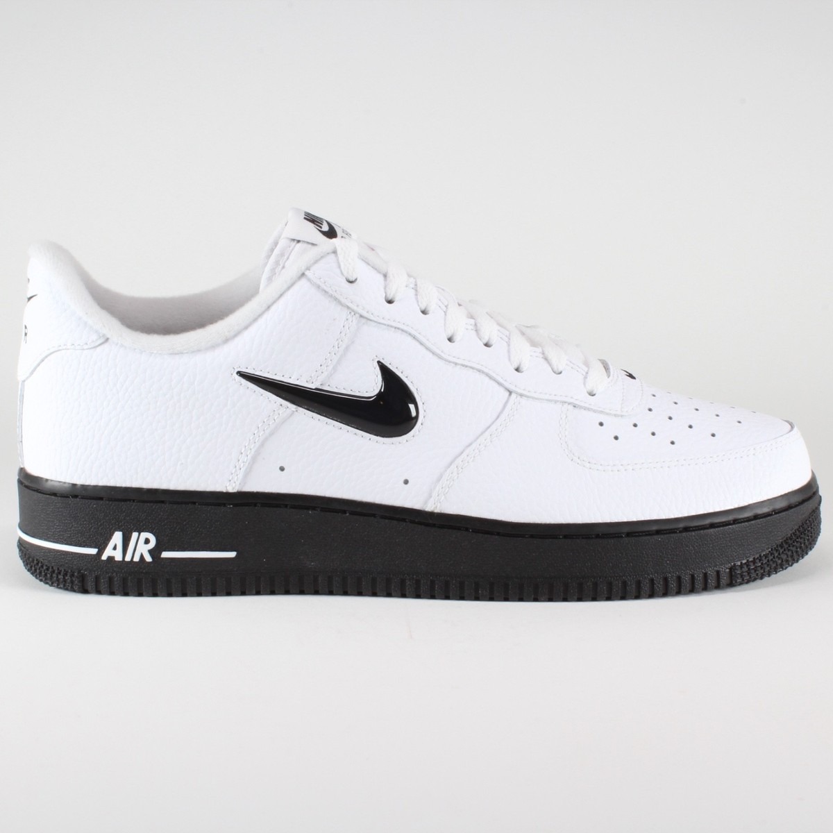ナイキ エア フォース 1/26cm White jji Nike Air Force 1 '07 Mens Lifestyle Shoes White Smoke Grey FJ4146