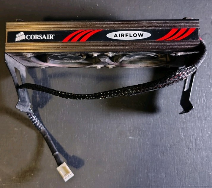 Corsair  AirFlow Memory Cooling System (For Parts, Fans need replacements)