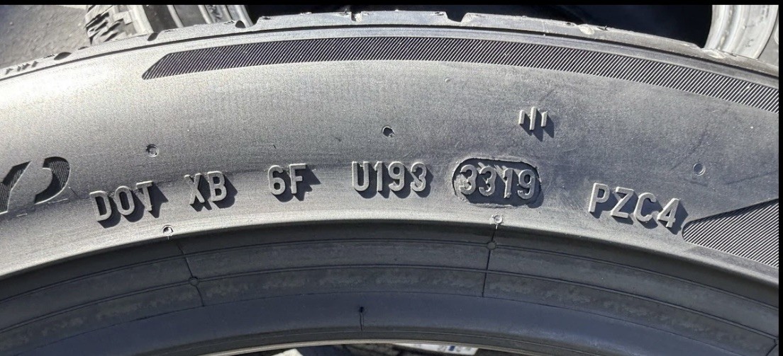 ONE BRAND NEW 285/35ZR20 (104Y) Pirelli P Zero Corsa PZC4 MC McLaren PNCS Tire