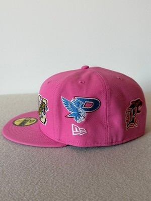 Supreme x New Era 59FIFTY S Logo Mascots Hat - Size 7 5/8 - Pink