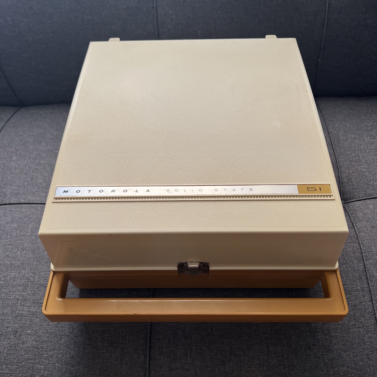 Vintage Motorola Solid State 51 Portable Record Player INSTITUTO