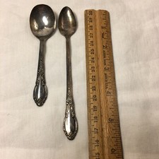 Lot of 2 Oneida LTD Deluxe Child Toddler Spoon Vintage 4.25" 5.5"