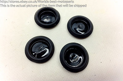 Mercedes CLK 55 AMG W209 (1A) Under Body Rubber Plugs Caps