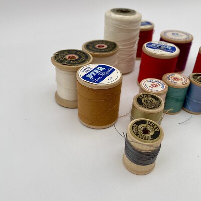 USA ビンテージ　AMERICAN THREAD CO. ボックス&糸セット Vintage American Thread Star Disc 87 Pcs Bobbins Intrinsic