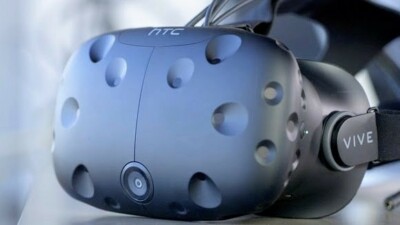 HTC Vive VR Headset With Linkbox and Cables