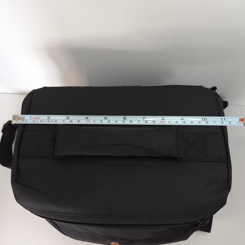 Lowepro Nova 180 AW Shoulder Camera Bag Black Excellent Condition - Picture 14 of 18