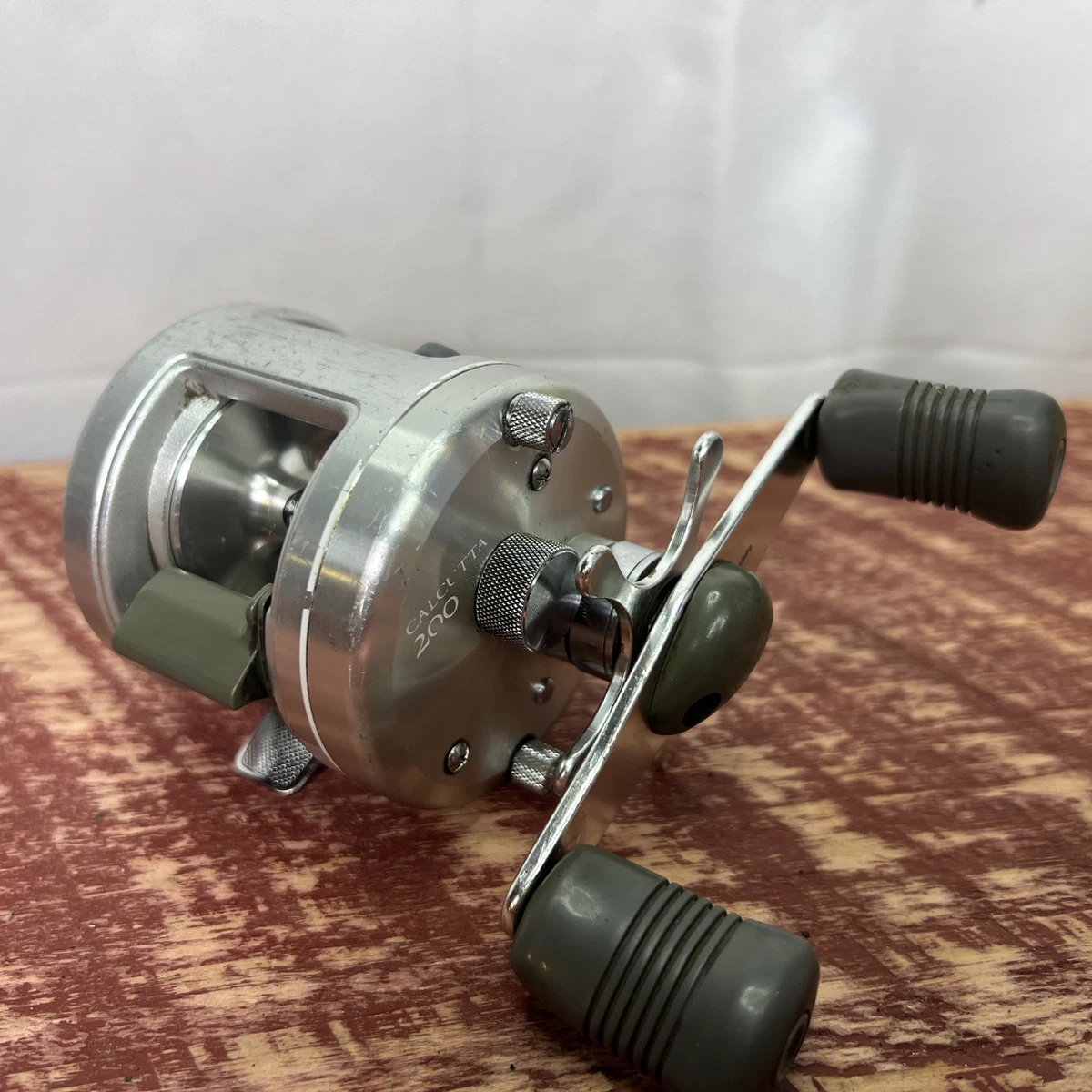 Shimano Calcutta 200 Baitcasting Fishing Reels for sale - eBay
