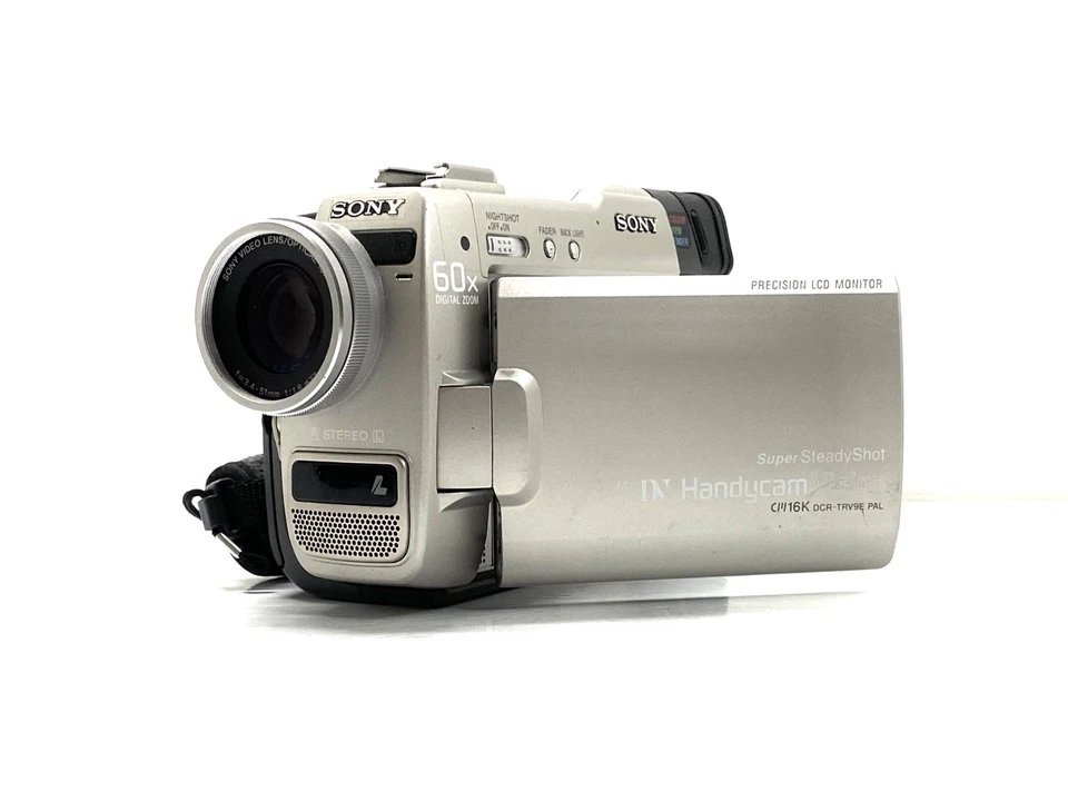 SONY DCR-TRV9E Mini DV Tape Digital Video Camera HANDYCAM Complete Set TRV900e - Image 3 of 4