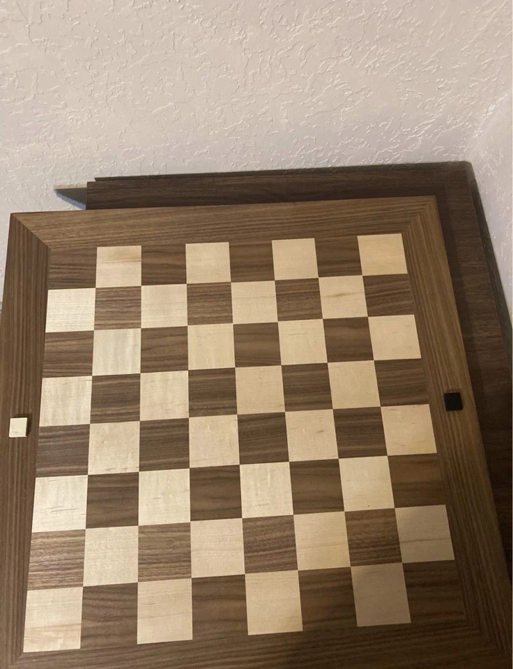 "Tablero de ajedrez cuadrado tamaño torneo 2,25"" (nogal y arce)" Foto 3 de 3