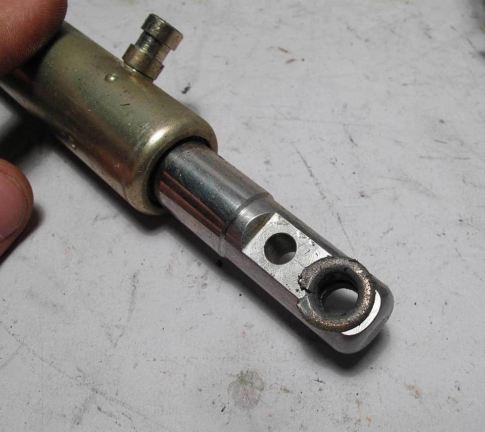 00-06 BMW E46 Serie 3 Convertible Superior Cilindro Maestro Pistón Hidráulico Par OEM Foto 3 de 3