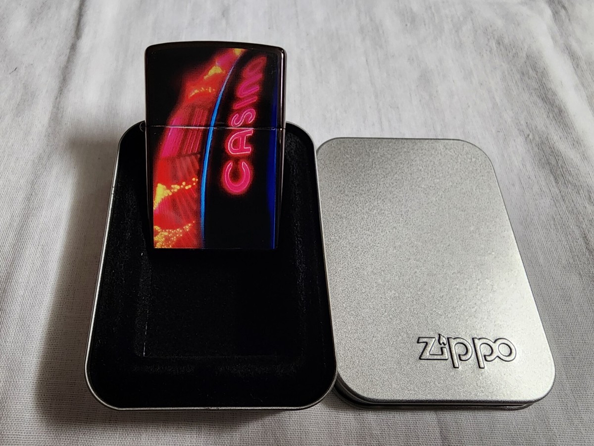 Zippo 2005 Polished Abyss Lighter Casino. NEAR MINT UNUSED Zippo 2005 Polished Abyss Lighter Casino. NEAR MINT UNUSED