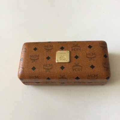 MCM SUNGLASSES OR EYEGLASSES CASE LOGO PRINT AND LOGO PLAQUE CLEANING CLOTH NEW MCM MCM720SLB 004 Sunglasses Women main image 4