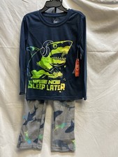 NEW, BOYS SIZE XS 4-5 SHARK GAMER 2 PIECE PAJAMA SLEEP SET