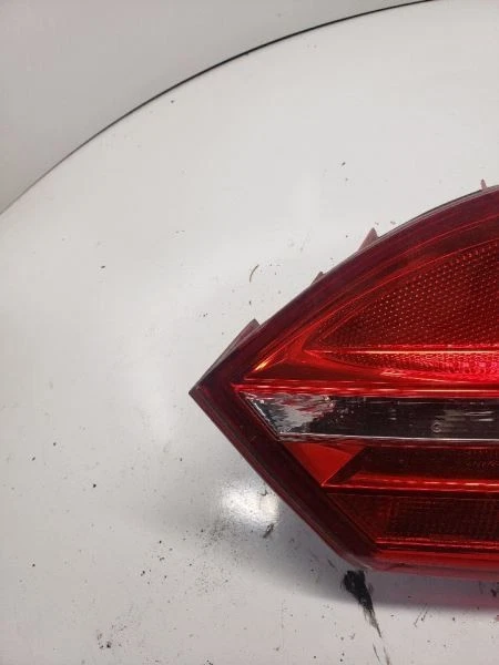 Luz trasera de pasajero base de sedán lámparas incandescentes para 11-14 JETTA 1215409 Foto 2 de 4