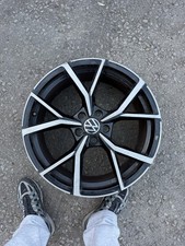 VW GOLF Estoril Alloys 19 Inch Genuine VW
