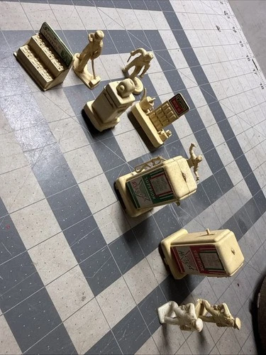 Vintage 1960’s T Cohn Superior Toys Service Station Playset Accessories MARX