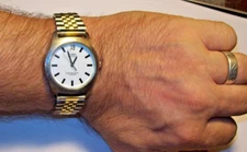 Timex Indiglo Mens Watch Beautiful Handsome Vintage 10-yr Cell Looks/Runs Great