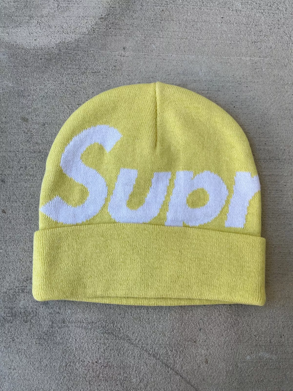 Bonnet jaune Supreme Big Logo FW21