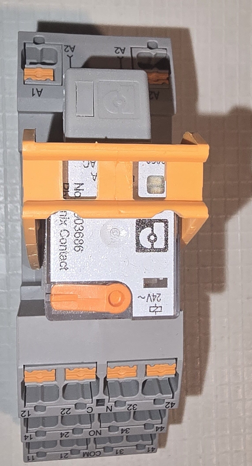 Phoenix Contact 2903306 RIF-2-RPT-LV-24AC/4X21 Relaismodul