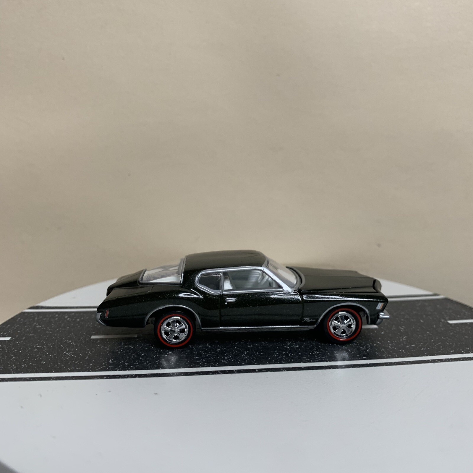 2002 Johnny Lightning Super 70's ‘71 Buick Riviera Dark Green Metallic 1:64 NM