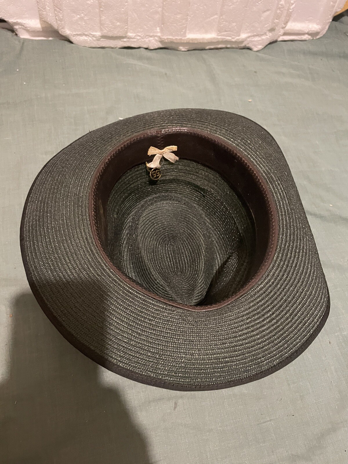 Picture 4 of 8