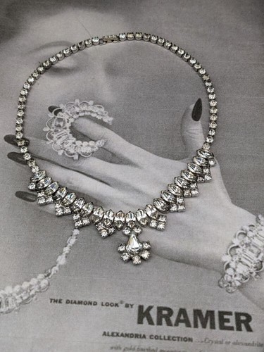 Collana Vintage 1943-54 KRAMER Strass Trasparente e Argento Scintillante - Firmata - Foto 6 di 16