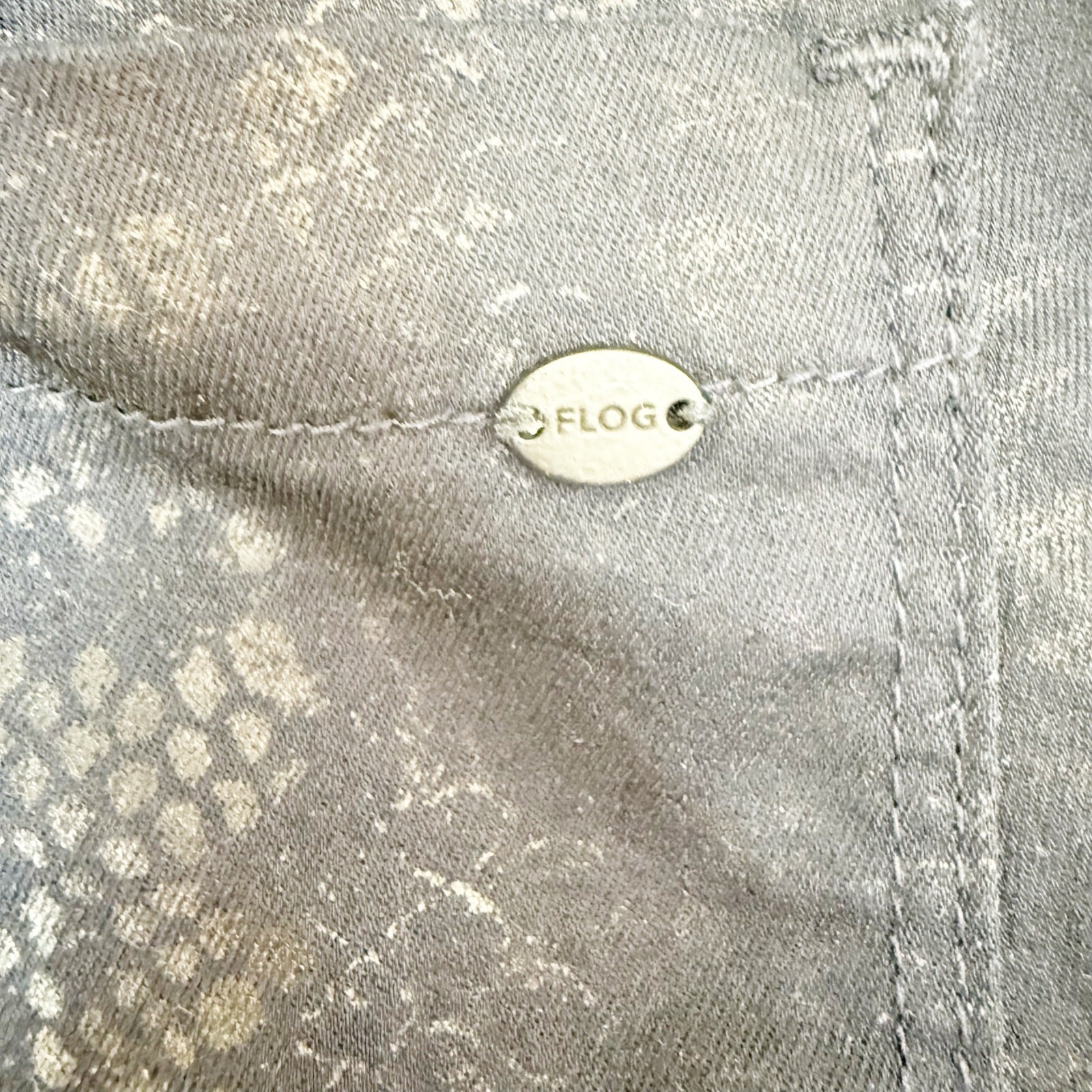 Flog Bevy Flog Shely Drawstring Python Snake Prin… - image 8