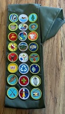 Vintage Boy Scouts Of America Green Sash With 23 Merit Patches From 1961-1972