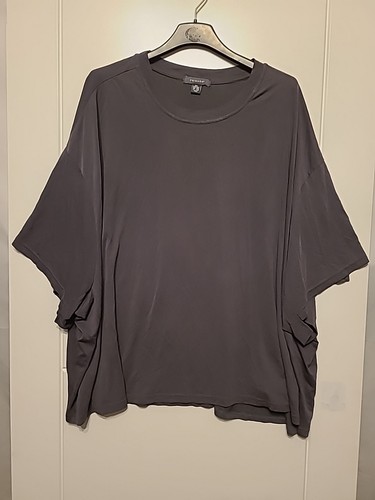 Primark Size 22 - 24 Womens Grey T-shirt