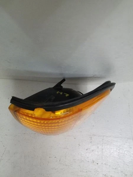 司机转角/公园灯公园灯转向信号适用于 03-07 福特 E150 范 6534 — 第 4/4 张图片