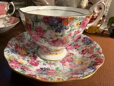 Vintage 1940s TEACUP Royal Albert CHINTZ PINK Cup & Saucer Mint Condition