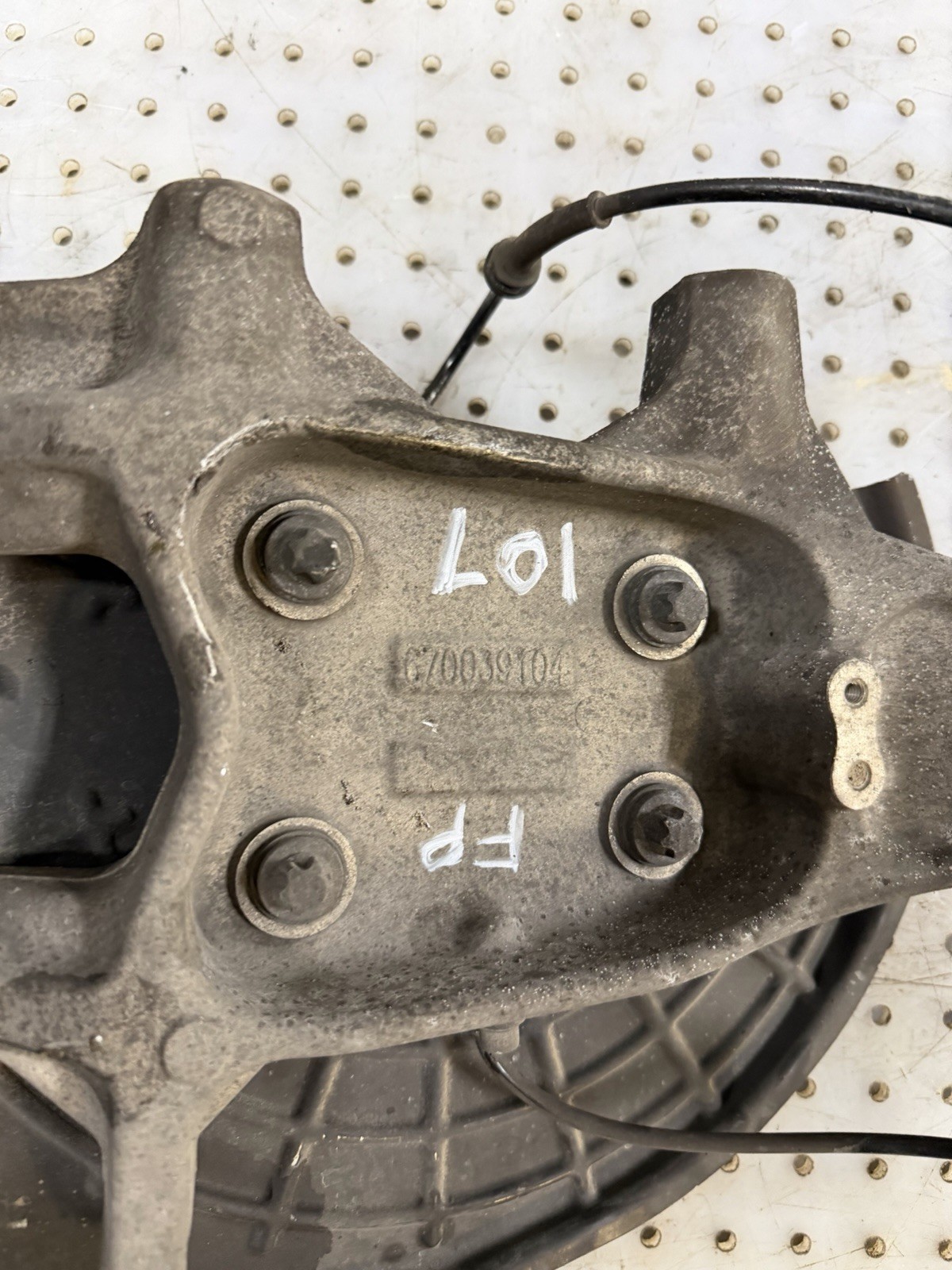 Maserati Ghibli 2014-2022 FRONT+RIGHT+INNER Steering knuckle