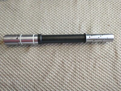 Rail de carrosserie noir AGD 68 Automag Minimag avec douille et broche
