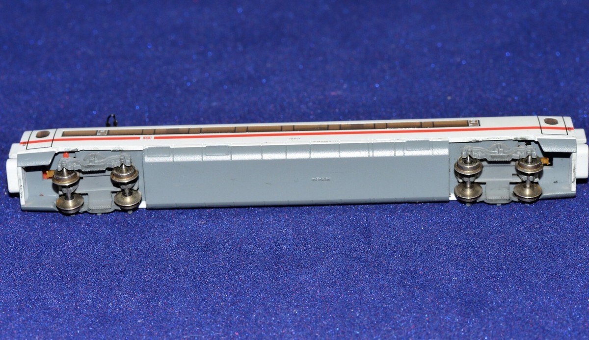 Z Scale Märklin mini-club ICE 3 DB 2nd Class Restaraunt Car Z Scale Märklin mini-club ICE 3 DB 2nd Class Restaraunt Car
