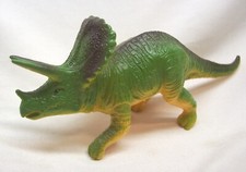 Vintage 1999 TRICERATOPS DINOSAUR 7" Plastic Toy Figure
