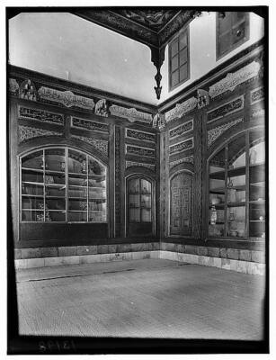 Damascus, Palais Azem, The dining hall at N,E, corner of cou -- 1920s Old Photo