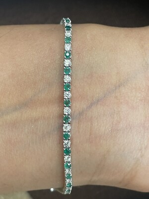 Tennisarmband Krallen-Set 3,25 kt natürlicher Smaragd und Diamant, F/SI - 9 kt Weißgold