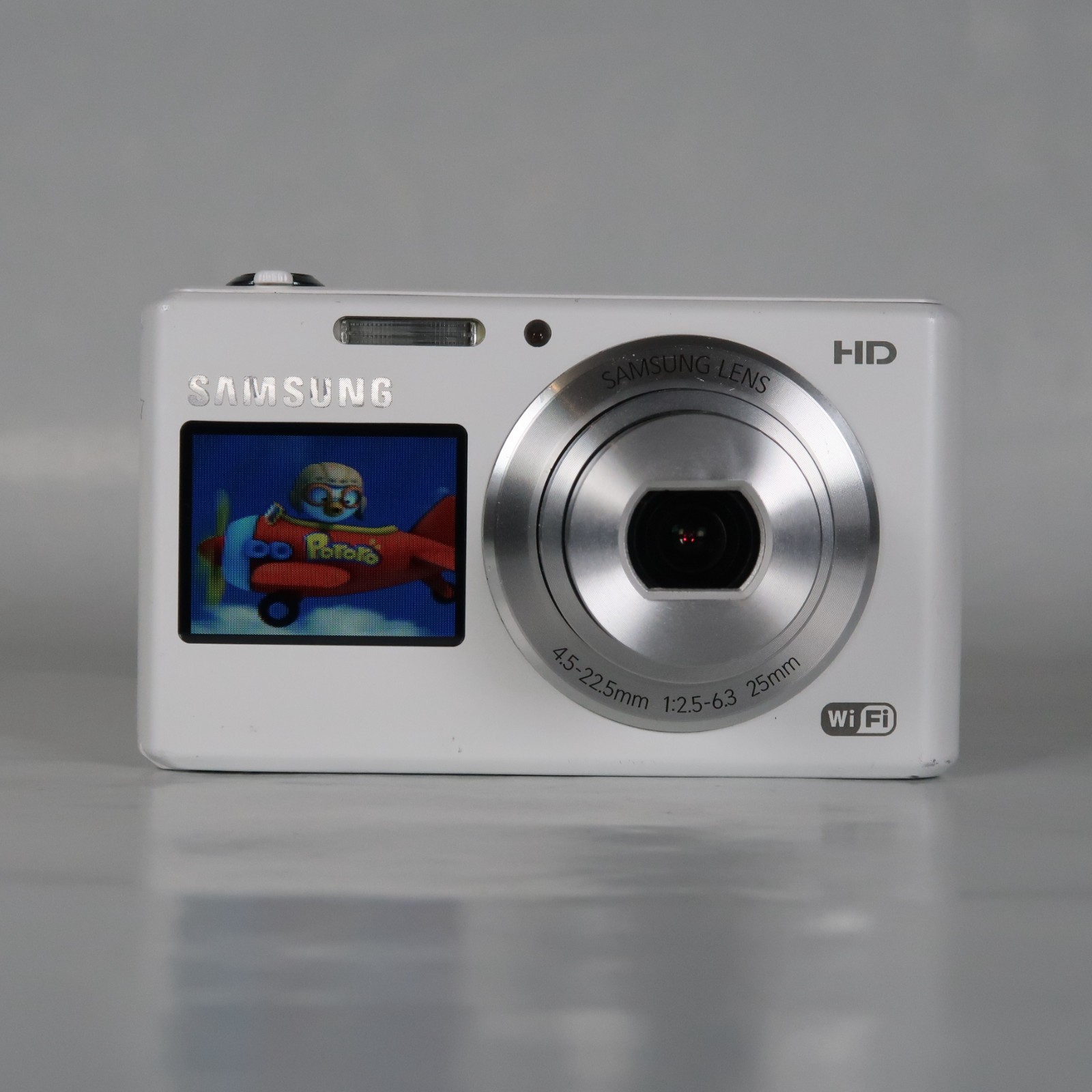 Samsung DV150F White Digital Camera 16.2MP 5x Optical Zoom Dual