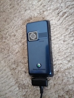 Handy Sony Ericsson K220i inkl Ladekabel