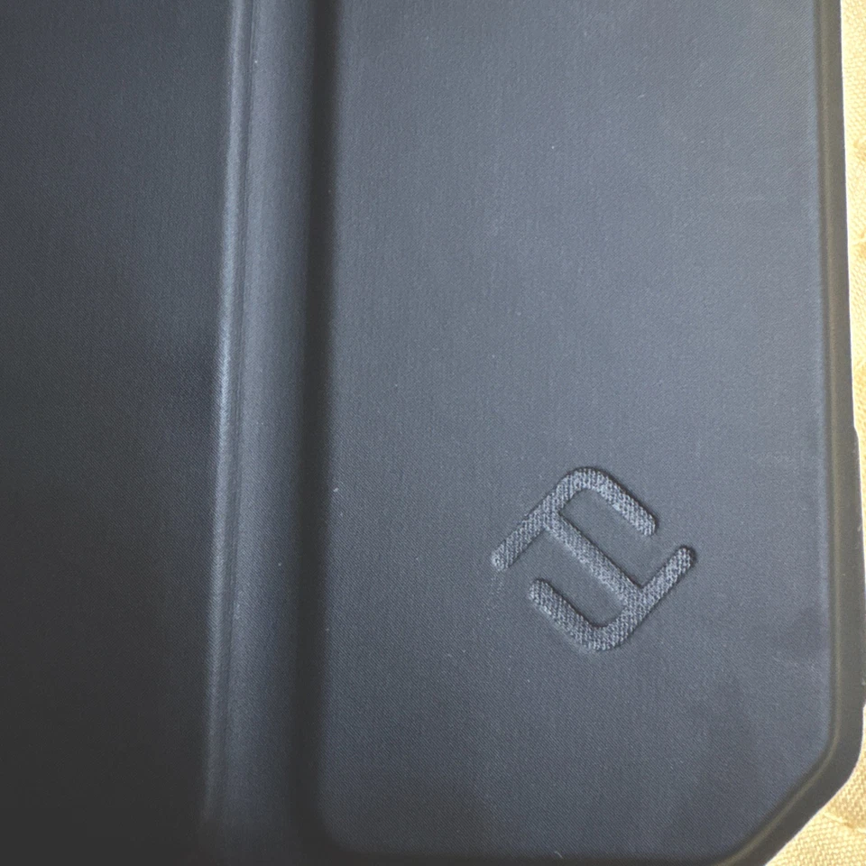 Funda delgada de goma a prueba de golpes para iPad 7/8/9/10/11ª generación A16 Pro Air 11" 13" Foto 3 de 4