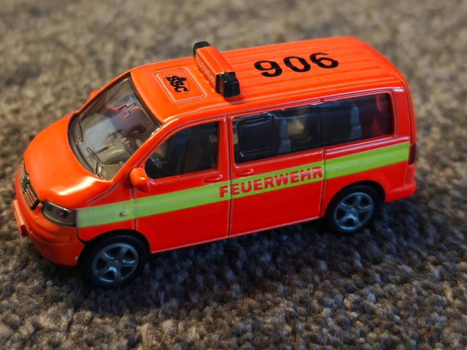 Siku Werbemodell VW T5 Multivan Feuerwehr SSC - neonorange - selten - Bild 1 von 4