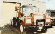 1980 Il Melrose Park Vintage Mack Semi Truck Astroblast Inc AD  Postcard N28