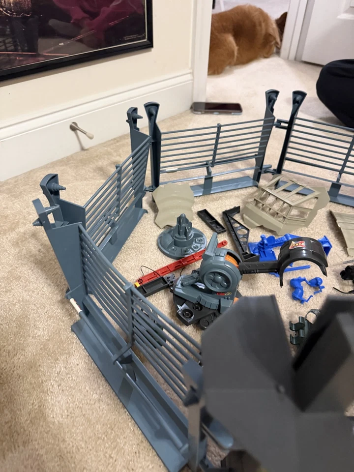 Jurassic Park 1993 Electronic Command Compound Center Playset in Complete - Image 3 of 4