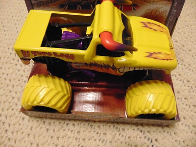 2023 YELLOW EL TORO LOCO SPIN MASTER Monster Jam Truck 1:24 scale